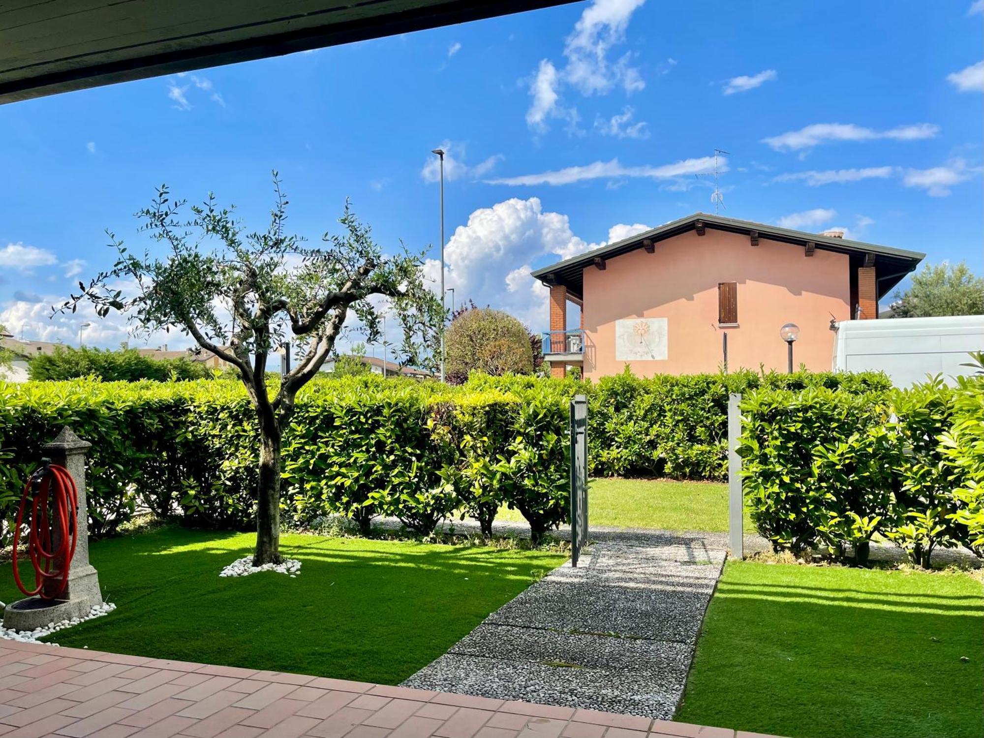 Dimora Di Charme Con Piscina E Giardino,Vicina Alla Spiaggia Sirmione Luaran gambar